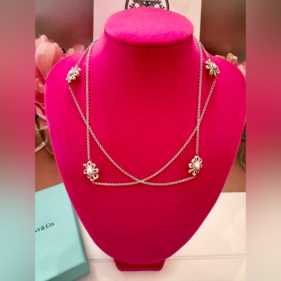 Tiffany & Co. Picasso Daisy Necklace - Picture 1 of 8